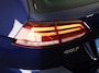 Volkswagen Golf Variant 1.5 TSI Highline Business R 150 pk Automaat | Navigatie | Parkeersensoren | Achteruitrijcamera | Adaptieve cruise control | R-Line |