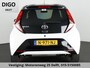 Toyota Aygo 1.0 VVT-i X-PLAY BITONE CARPLAY NAVI AIRCO. CAMERA. BLUETOOTH.