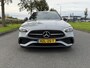 Mercedes-Benz C-klasse 180 Business Solution AMG | Panoramadak | Sportstoelen | Digital Light | 360 Camera | DAB | Ele.wegklapbare Trekhaak | Sfeerverlichting | Nightpakket | Spiegelpakket | Apple Carplay/Android Auto |