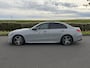 Mercedes-Benz C-klasse 180 Business Solution AMG | Panoramadak | Sportstoelen | Digital Light | 360 Camera | DAB | Ele.wegklapbare Trekhaak | Sfeerverlichting | Nightpakket | Spiegelpakket | Apple Carplay/Android Auto |