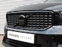 Volvo XC40 2.0 B4 Plus Black Edition Automaat / Panoramadak / Microtech Nubuck bekleding / Privacy Glass / Harman Kardon