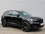 Volvo XC40 2.0 B4 Plus Black Edition Automaat / Panoramadak / Microtech Nubuck bekleding / Privacy Glass / Harman Kardon