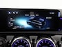 Mercedes-Benz A-klasse 180 AMG Line | Sfeerverlichting | Panoramadak | Stoelverwarming | Multibeam |