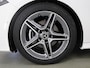Mercedes-Benz A-klasse 180 AMG Line | Sfeerverlichting | Panoramadak | Stoelverwarming | Multibeam |