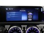 Mercedes-Benz A-klasse 180 AMG Line | Sfeerverlichting | Panoramadak | Stoelverwarming | Multibeam |