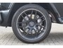 Mercedes-Benz G-klasse 63 AMG Manufaktur/Night pakket/Magno matt/Panoramadak/Burmester/Sfeerverlichting/Entertainment schermen/Akrapović/AMG active ride control/Elektrisch verstelbare stoelen met memory + massage/Stoel verwarming + koeling/360° camera/voorruitverwarming/IWC/Ala