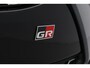 Toyota Yaris 1.5 Hybrid 130 GR Sport | Panoramadak | Navigatie | Dodehoek detectie | JBL | Stoel-/stuurverwarming | Parkeersensoren voor/achter | Apple Carplay / Android Auto | 18 inch