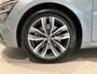 Renault Talisman Estate 1.8 TCe Intens 224 PK | Automaat | Lederen Bekleding | Digital Cockpit | Stoelkoeling | Stoelverwarming | Achteruitrijcamera | LED Verlichting | DAB Radio | Lane Assist | Rijmodus | Sfeerverlichting | Getinte Ruiten | Cruise Control | Navigatie |