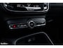 Volvo XC40 1.5 T3 Inscription | Adaptieve cruise | Panorama dak | Zwenkbare trekhaak | Harman Kardon |