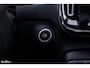 Volvo XC40 1.5 T3 Inscription | Adaptieve cruise | Panorama dak | Zwenkbare trekhaak | Harman Kardon |
