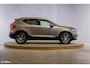 Volvo XC40 1.5 T3 Inscription | Adaptieve cruise | Panorama dak | Zwenkbare trekhaak | Harman Kardon |