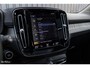 Volvo XC40 1.5 T3 Inscription | Adaptieve cruise | Panorama dak | Zwenkbare trekhaak | Harman Kardon |