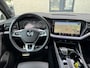 Volkswagen Touareg 3.0 TSI 340pk 4Motion DSG / Aut. R-Line Blackstyle Comfortleder Luchtvering 4wiel besturing 102dkm!!