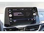 Volkswagen T-Roc 1.5 TSI Style 150pk - Ergostoel - LED - Navi - Camera - Stoelverwarming - Trekhaak - Rijklaar