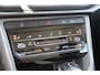 Volkswagen T-Roc 1.5 TSI Style 150pk - Ergostoel - LED - Navi - Camera - Stoelverwarming - Trekhaak - Rijklaar