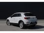 Volkswagen T-Roc 1.5 TSI Style 150pk - Ergostoel - LED - Navi - Camera - Stoelverwarming - Trekhaak - Rijklaar