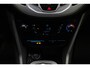Ford B-Max 1.0 EcoBoost Ambiente 2012 | Airco | Trekhaak | Onderhoudshistorie | Stuurwiel Bediening | Parkeersensoren | Lichtmetaal | 2 Sleutels
