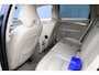 Volvo V70 2.5T Momentum Leer/Parkeersensor/Trekhaak afneembaar/Apk 03-2026