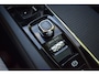 Volvo XC60 2.0 T8 AWD Momentum Pro met Pano