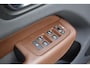 Volvo XC60 2.0 T8 AWD Momentum Pro met Pano