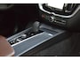 Volvo XC60 2.0 T8 AWD Momentum Pro met Pano