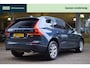 Volvo XC60 2.0 T8 AWD Momentum Pro met Pano