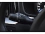Volvo XC60 2.0 T8 AWD Momentum Pro met Pano