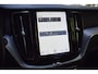 Volvo XC60 2.0 T8 AWD Momentum Pro met Pano