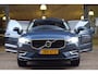 Volvo XC60 2.0 T8 AWD Momentum Pro met Pano