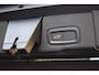 Volvo XC60 2.0 T8 AWD Momentum Pro met Pano