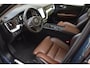 Volvo XC60 2.0 T8 AWD Momentum Pro met Pano
