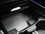 Mercedes-Benz GLA 250 e AMG Line Plug in Hybrid 218pk Dealer O.H | PHEV | Trekhaak af Fabriek | Panodak | Head Up| Adaptive Cruise | Apple Carplay | 360 camera | Sfeerverlichting | Lederen Sportstoelen Verwarmd | Widescreen Display | Navigatie | DAB |