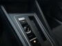 Volkswagen Golf 1.0 eTSI DSG Life Virtual Cockpit Parkeersensoren Navigatie DAB+