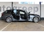BMW 3-Serie Touring 330e Business Edition Plus Adaptieve cruise control | Climate control | Stoel/stuur verwarming | Zomer + winterset | Elektrisch uitklapbare trekhaak | Parkeercamera |