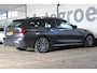BMW 3-Serie Touring 330e Business Edition Plus Adaptieve cruise control | Climate control | Stoel/stuur verwarming | Zomer + winterset | Elektrisch uitklapbare trekhaak | Parkeercamera |