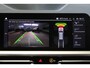 BMW 3-Serie Touring 330e Business Edition Plus Adaptieve cruise control | Climate control | Stoel/stuur verwarming | Zomer + winterset | Elektrisch uitklapbare trekhaak | Parkeercamera |