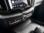 Volvo XC60 T6 Plug-in hybrid AWD Plus Dark | Panoramadak | 360° camera | Stoel- en Stuurverwarming | Trekhaak