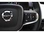Volvo XC40 B4 211PK Automaat Plus Dark / Harman Kardon / Donker getint glas / Elektrisch bedienbare stoelen / 19''velgen / Driver assist / Microtech Nubuck / Camera achter
