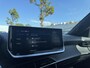 Peugeot 2008 1.2 Hybrid 145 Allure | Automaat | Parkeersensoren | Keyless entry | Apple carplay & Android auto | Cruise Control