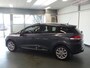 Renault Clio Estate 0.9 TCe Intens Navigatie, Achteruitrijcamera, Clima controle, Cruise controle,  Lm velgen 16'',Elek ramen V/A, Xenon, Pdc, Deels leder/sportstoelen, Full options!! Bovag afleverpakket 695,-