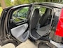 Peugeot 107 XS 1.0-12V 68 pk - 5drs - airco - radio cd - nette auto!