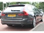 Volvo V90 T4 Geartronic *Momentum* | Trekhaak | Volledig- Leder | Adaptive Cruise Control | Climate Control | Carplay | Stoel- en Stuurverwarming | Orig. NL |