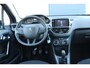 Peugeot 208 1.2 PureTech Blue Lion Airco Navi Carplay Trekhaak 15.402km Dealer onderhouden