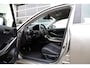 Lexus IS 300h Hybrid*Perfect Lexus Onderh.1ste Eig*Afn. Trekhaak/Half Leder/Stoelverw./Stuurverw./LED/DAB/Keyless Entry+Go/Camera/Parkeersens.V+A/18 inch LM*