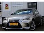 Lexus IS 300h Hybrid*Perfect Lexus Onderh.1ste Eig*Afn. Trekhaak/Half Leder/Stoelverw./Stuurverw./LED/DAB/Keyless Entry+Go/Camera/Parkeersens.V+A/18 inch LM*
