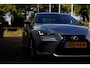 Lexus IS 300h Hybrid*Perfect Lexus Onderh.1ste Eig*Afn. Trekhaak/Half Leder/Stoelverw./Stuurverw./LED/DAB/Keyless Entry+Go/Camera/Parkeersens.V+A/18 inch LM*