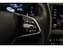 Skoda Karoq Selection 1.5 TSI 150pk DSG Automaat Adaptive cruise control, Achteruitrijcamera, Elektrische achterklep, Navigatie, Stoelverwarming, Parkeersensoren, LED koplampen