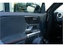 Mercedes-Benz GLB 200 AMG Line | Achteruitrijcamera | Trekhaak | Nightpakket | Spiegelpakket | Stoelverwarming