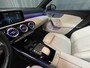 Mercedes-Benz A-klasse 180 Business Solution Luxury 17"/Panoramadak/Elektrische stoelen + memory/Keyless/Trekhaak/Stoelverwarming/Multibeam/Sfeerverlichting/Camera