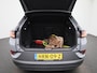 Volkswagen ID.4 Pro Limited Edition 77 kWh | Navigatie | Draadloze Apple Carplay | Adaptieve cruise control | Parkeersensoren | Climate control | Stoel en Stuur verwarming | Trekhaak | IQ-matrix verlichting | Elektrische achterklep |